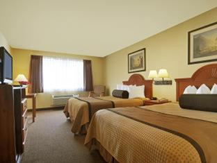 Best Western Plus Graham Inn Стая снимка