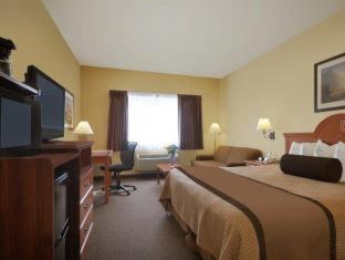 Best Western Plus Graham Inn Стая снимка